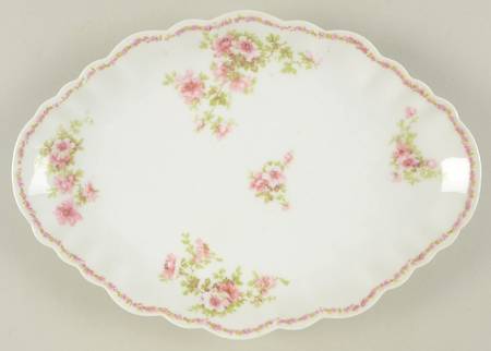 LNT37 11" Oval Serving Platter by Lanternier