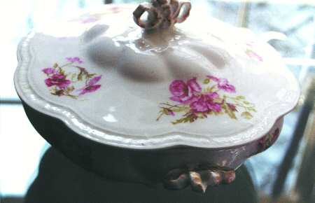 LNT8 Round Covered Vegetable