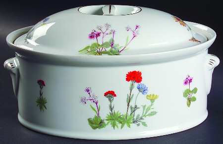 Wild Flower 3 Quart Oval Covered Casserole