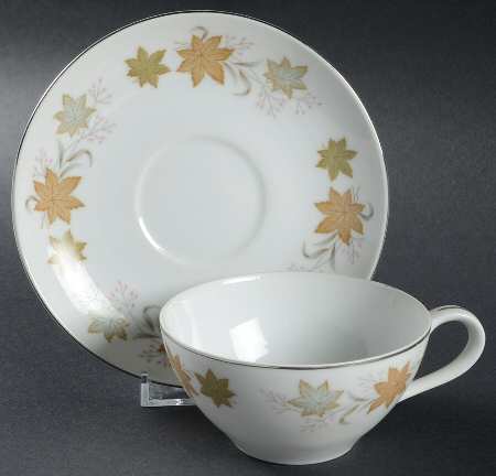 Gayle Flat Cup & Saucer Set
