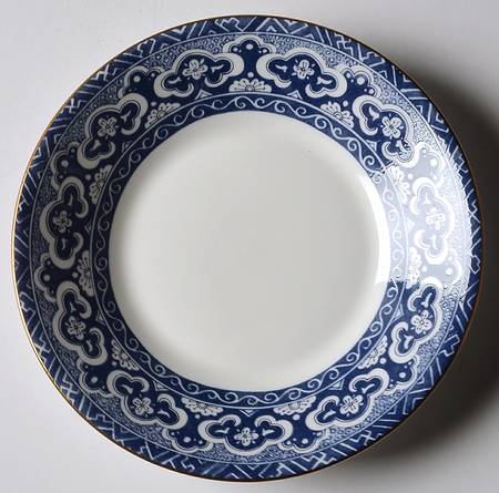 Empire Saucer