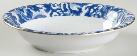 Round Hill 9" Oval Vegetable Bowl