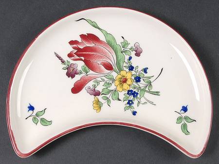 Old Strasbourg (Off White Background) Crescent Salad Plate