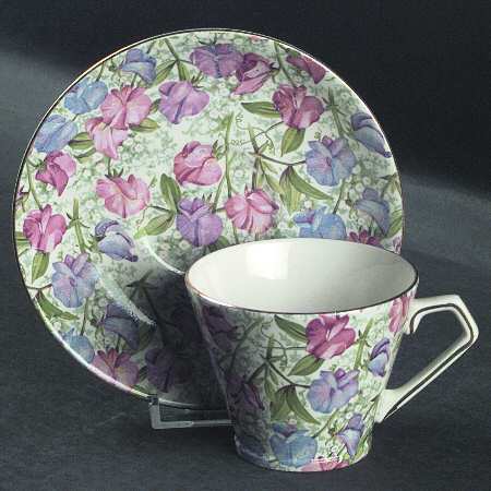 Sweet Pea Footed Cup & Saucer Set