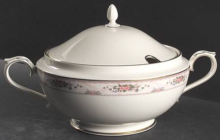 Southampton Gardens Tureen &  Lid