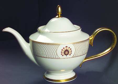 Colin Cowie Au Courant Coffee Pot & Lid