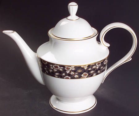 Golden Dynasty (White Background) Teapot & Lid