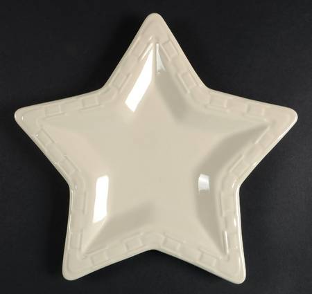 Woven Traditions Ivory 10" Star Shaped Plate