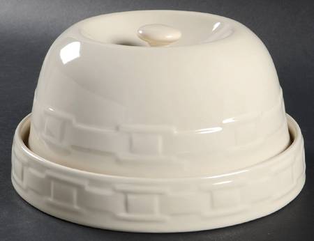 Woven Traditions Ivory Four in One (8" Plate, 7" Bowl)