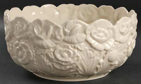 Floral Gallery Collection Centerpiece