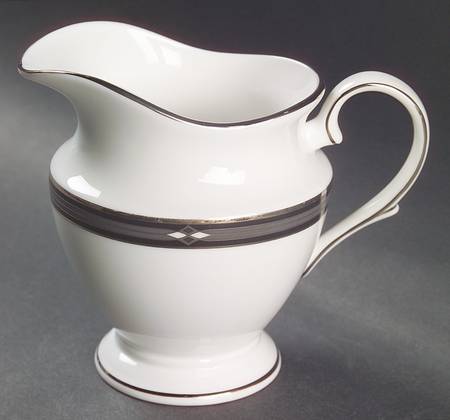 Diamond Solitaire Creamer