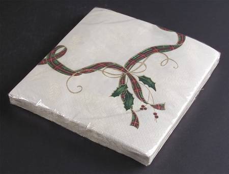 Holiday Nouveau Gold Package of Paper Dinner Napkins