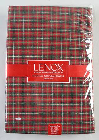 Holiday Nouveau Gold 60" X 120" Oblong Tablecloth