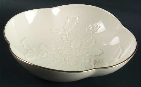 Winters Imprint Clover Shaped Dish