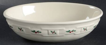 Holly 9" Oval Vegetable Bowl