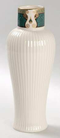 Classic Edition (Giftware) 6" Bud Vase
