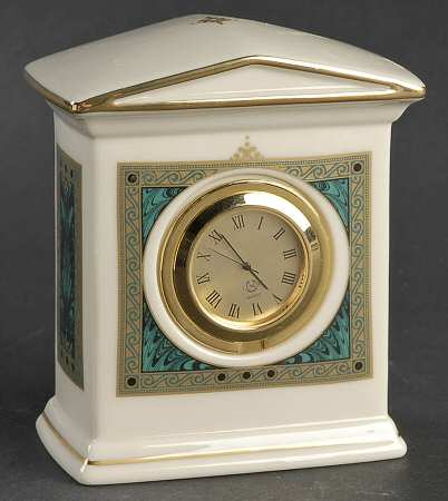 Classic Edition (Giftware) Large Desk Clock