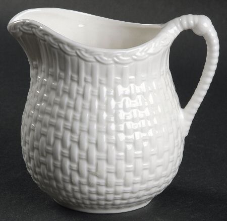 Wicker Basket Creamer