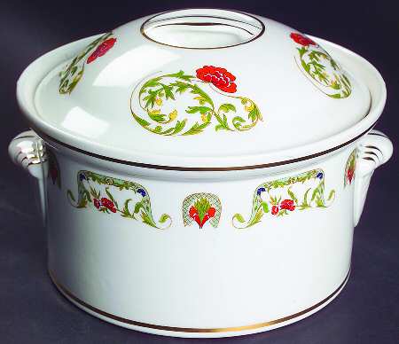 Chantoung 1.75 Qt Round Covered Casserole