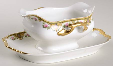 MHL14 Gravy Boat with Attached Underplate