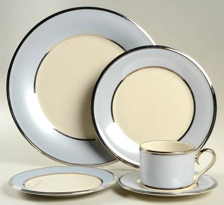 Blue Frost 5 Piece Place Setting