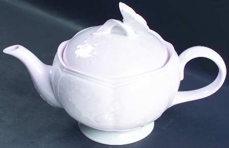 Butterfly Meadow Petal Teapot & Lid