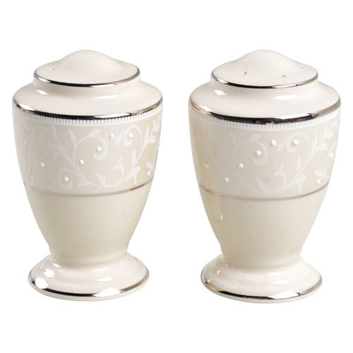 Pearl Innocence Salt & Pepper Set