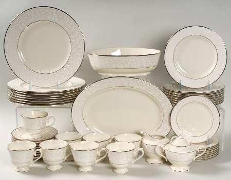 Pearl Innocence 45 Piece Set