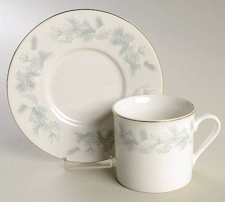 LIE5 Flat Cup & Saucer Set