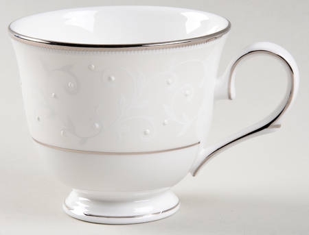 Opal Innocence Footed Cup