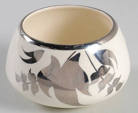 696 Open Sugar Bowl