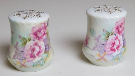 657 Salt & Pepper Set