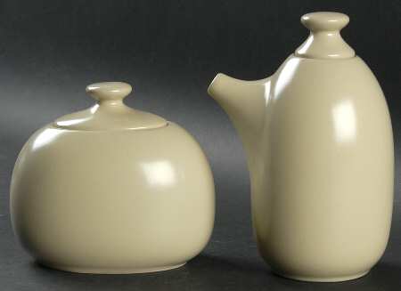 Stone (Round) Creamer & Sugar with Lids Set