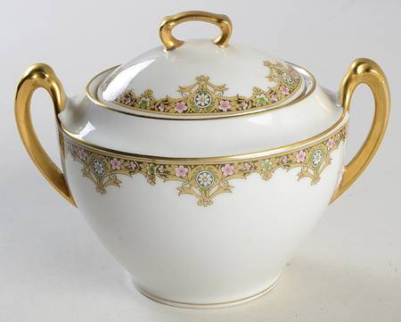 LNT168 Sugar Bowl & Lid by Lanternier