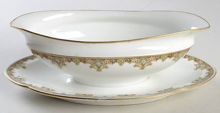LNT168 Gravy Boat with Attached Underplate by Lanternier