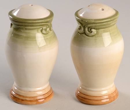 Colore Verde (Green) Salt & Pepper Set