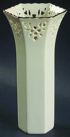 Shelburne (Giftware) 6" Vase
