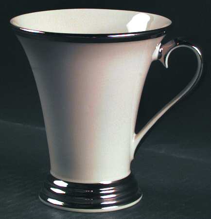 Solitaire Nouveau Accent Mug
