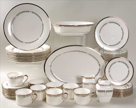 Grand Affair 45 Piece Set