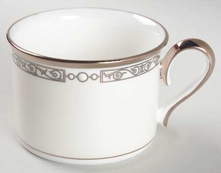Grand Affair Flat Cup
