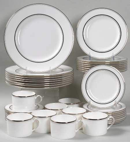 Library Lane Platinum 40 Piece Set