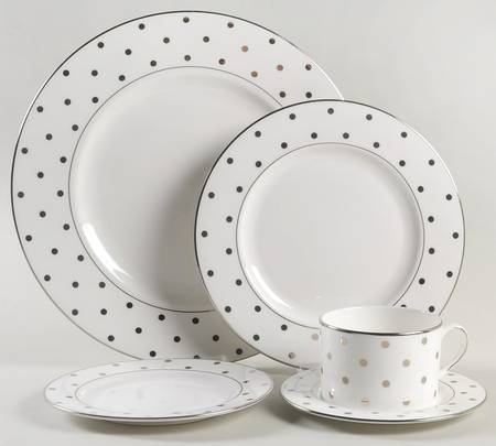 Larabee Road Platinum 5 Piece Place Setting