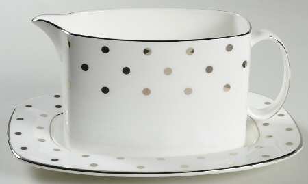 Larabee Road Platinum Gravy Boat & Underplate