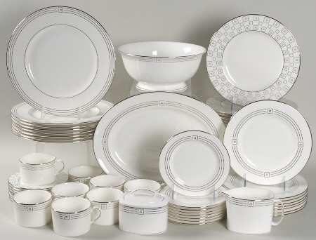 Mc Cormick Square 53 Piece Set