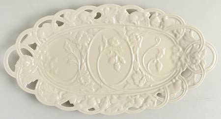 Chelsea Crossing 15" Oval Tray