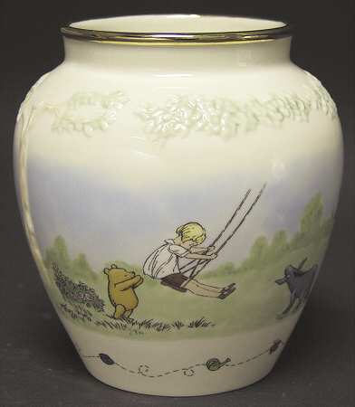 Classic Pooh 6" Vase