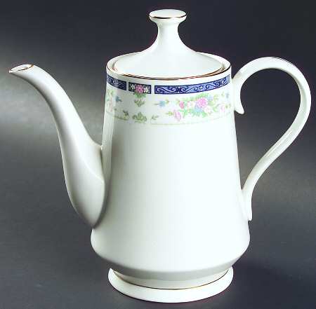 Dulcina Coffee Pot & Lid