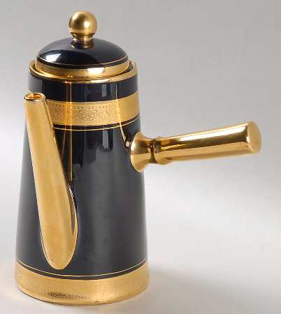 Madame Pompadour Individual Coffee Pot & Lid