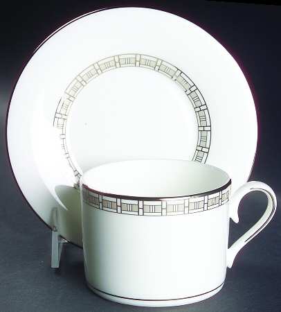 Timeless Flat Cup & Saucer Set