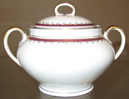 LUK30 Sugar Bowl & Lid by Loucky